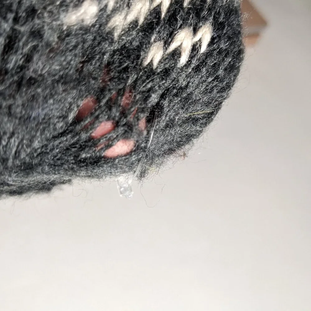 Raffaello Bettini Knit Hat Gray White Checkered Made in Italy Wool Alpaca Blend